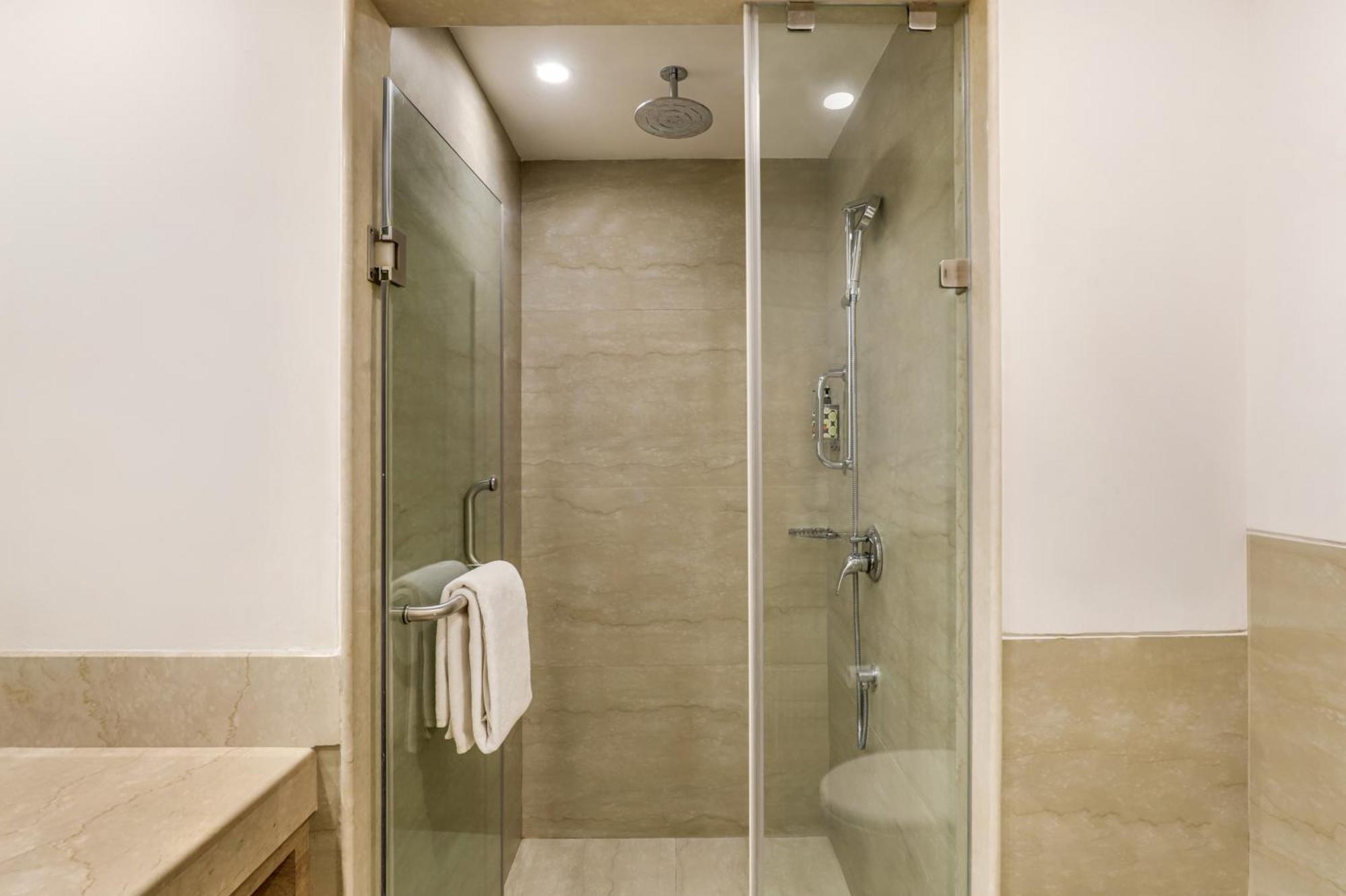 Hotel Lemon Tree Premier 1, Gurugram Gurgaon Zewnętrze zdjęcie